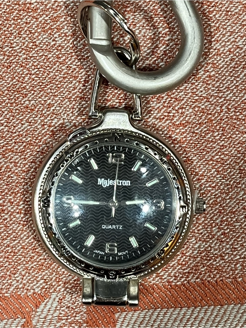 Vintage 1990’s Majestron Quartz Pocket/Keychain Watch - Picture 2 of 4